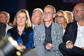 Bruno Retailleau At End-Of-Campaign Meeting - Boulogne-Billancourt