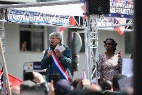 Jean-Luc Melenchon Joins March Against Islamophobia - Paris