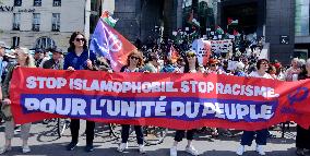 Jean-Luc Melenchon Joins March Against Islamophobia - Paris
