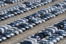 China April Vehicles Export