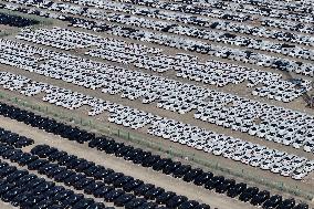 China April Vehicles Export