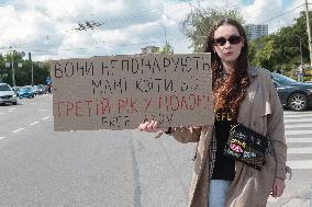 FreeAzov rally in Kyiv