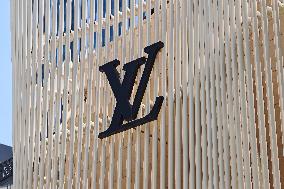 Louis Vuitton Store