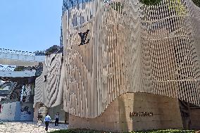 Louis Vuitton Store