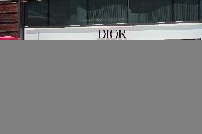 DIOR Store
