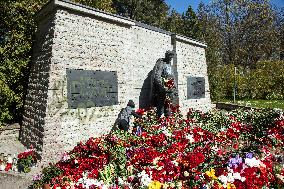 Bronze Soldier monument defaced