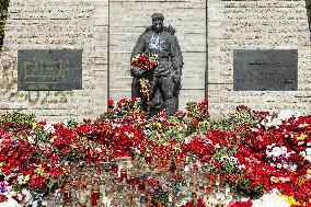 Bronze Soldier monument defaced