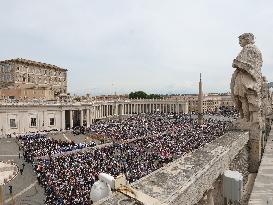 Pope Leo XIV Leads His First Regina Caeli Prayer - Vatican