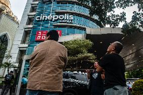 Indonesia's Hits By Earthquake M6.2