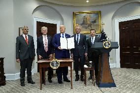 Trump Signs an Executive Order Lowering Prescription Drug Costs