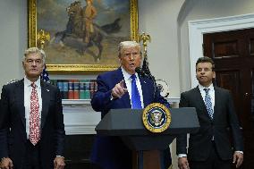Trump Signs an Executive Order Lowering Prescription Drug Costs