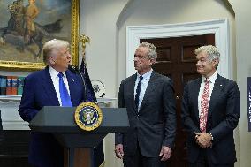 Trump Signs an Executive Order Lowering Prescription Drug Costs