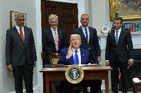Trump Signs an Executive Order Lowering Prescription Drug Costs