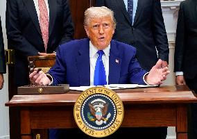 Trump Signs an Executive Order Lowering Prescription Drug Costs