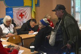 Evacuation transit centre in Kharkiv