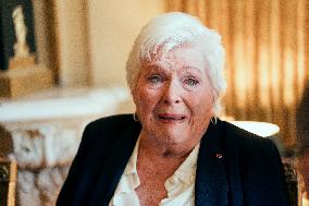 Line Renaud donates her archives to the State - Paris AJ