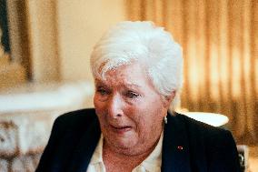 Line Renaud donates her archives to the State - Paris AJ