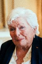 Line Renaud donates her archives to the State - Paris AJ