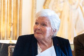 Line Renaud donates her archives to the State - Paris AJ