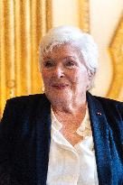 Line Renaud donates her archives to the State - Paris AJ