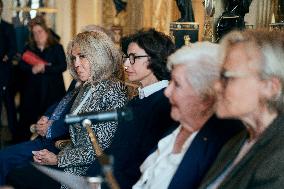 Line Renaud donates her archives to the State - Paris AJ