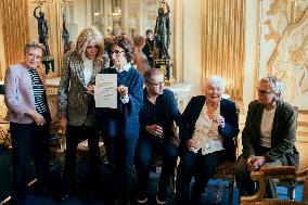 Line Renaud donates her archives to the State - Paris AJ