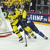 ICE HOCKEY WC FINLAND-SWEDEN