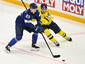 ICE HOCKEY WC FINLAND-SWEDEN