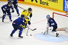 ICE HOCKEY WC FINLAND-SWEDEN