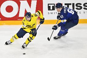 ICE HOCKEY WC FINLAND-SWEDEN