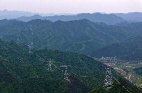 Uninhabited Areas High Voltage Direct Current Transmission Lines