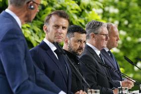 EU leaders visit Kyiv