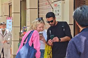 Foreign Tourists in Shanghai