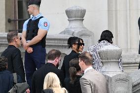 Kim Kardashian Arrives at Paris Courthouse for Robbery Trial Testimony