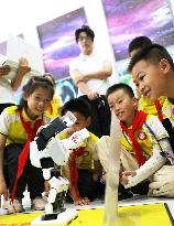 Pupils Robot