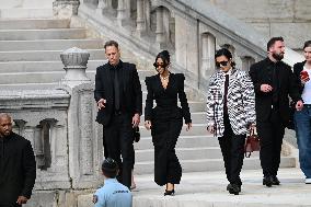 Kim Kardashian Leaves The Court - Paris