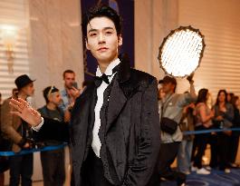 Simon Gong Jun is going to Hotel Martinez MP