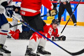 ICE HOCKEY WC CANADA-FRANCE