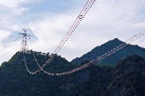 Green Energy Crosses Qinling Mountains in Hanzhong