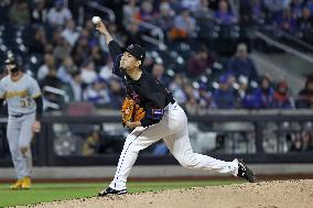 Baseball: Pirates vs. Mets