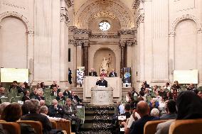 Francois Bayrou at 30th anniversary of the programme " La main a la pate " - Paris