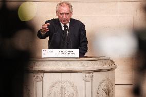 Francois Bayrou at 30th anniversary of the programme " La main a la pate " - Paris