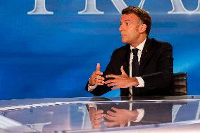 Emmanuel Macron on a special program of TF1 - Saint Denis