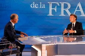 Emmanuel Macron on a special program of TF1 - Saint Denis