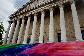 Artistic Installation by Elsa Tomkowiak at the National Assembly - Paris