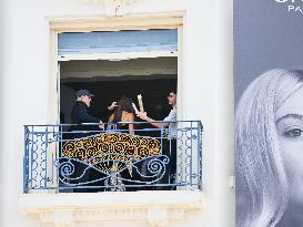 Cannes - Eva Longoria On A Balcony