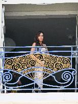 Cannes - Eva Longoria On A Balcony