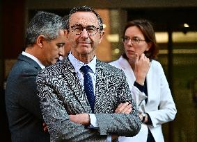Emmanuel Macron visite l'Etat major interministériel de lutte contre la criminalité organisée (EMCO), à Nanterre