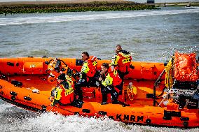 Princess Beatrix s Visit to Sea Rescue Society - Stellendam