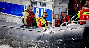 Princess Beatrix s Visit to Sea Rescue Society - Stellendam
